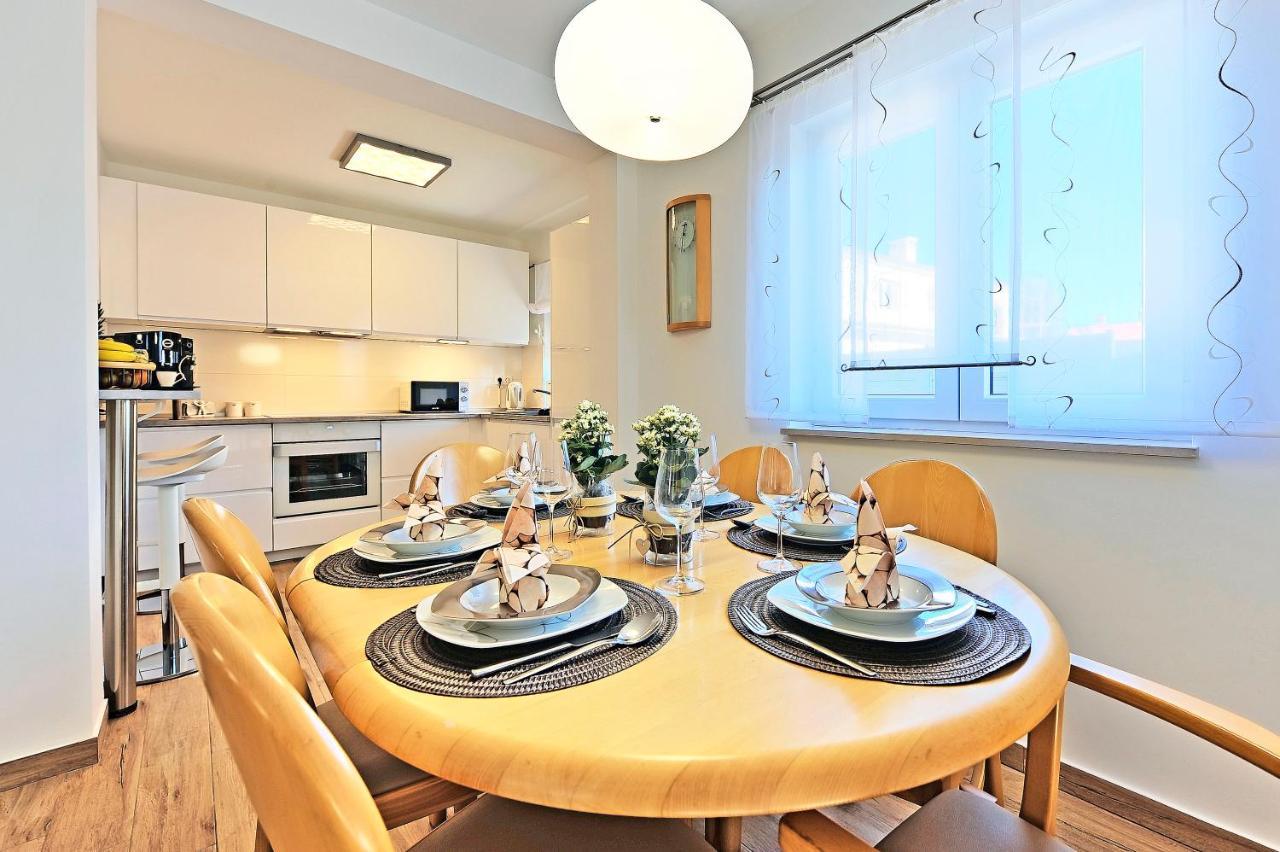 Casa Tara Three-Bedroom Holiday Home พูลา ภายนอก รูปภาพ