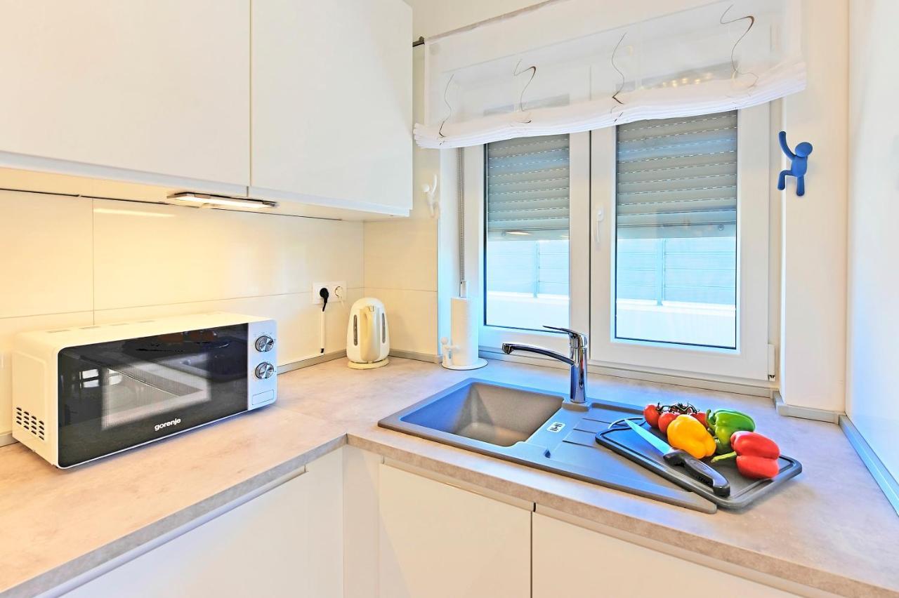 Casa Tara Three-Bedroom Holiday Home พูลา ภายนอก รูปภาพ